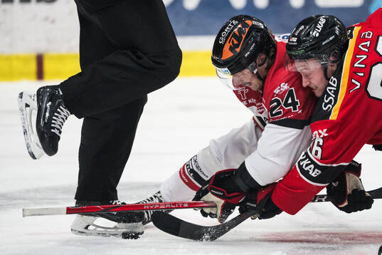 Örebros Hannes Björninen och Luleås Pontus Andreasson