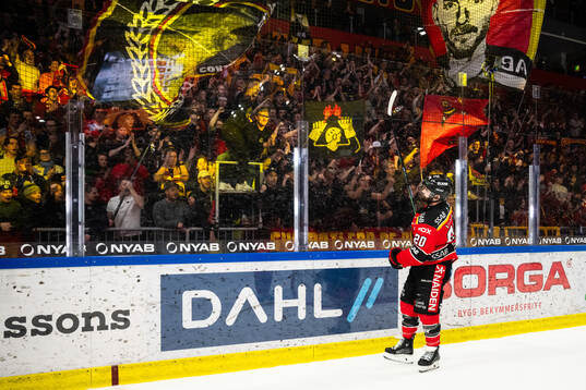 Luleås Jack Connolly jublar