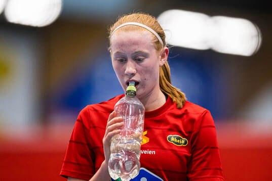 Lotte Anker-Berre of Skeid looks dejected