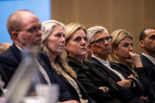 Nina Lindström, Annika Grälls och Lena Wallgren,