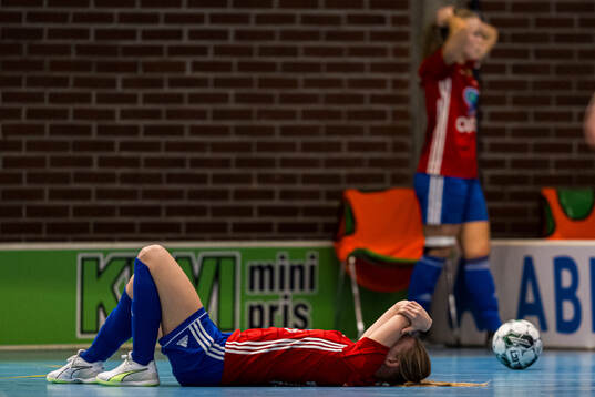 Anna Balstad Vågen of Skeid looks dejected