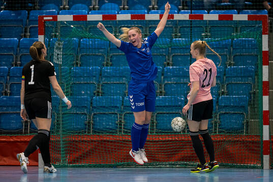 Andrea Holm Aune of Tiller celebrates