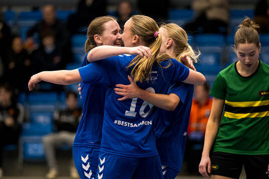 Mari Kristine Vik of Tiller celebrates