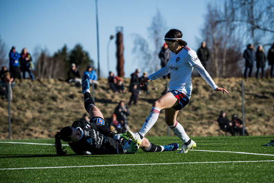 Vittsjös målvakt Lauren Brzykcy och FC Rosengårds Mai