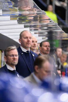 HV71s huvudtränare Johan Lindbom