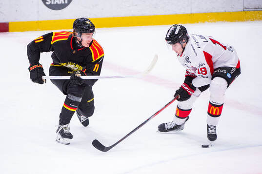 Brynäs Oliver Tärnström och Nybros Daniel Ljungman