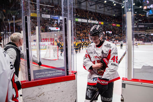 Nybros Kalle Holm deppar