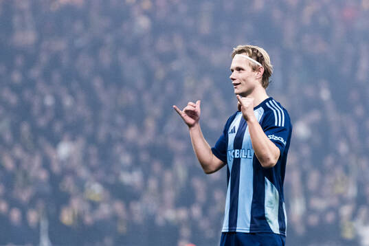 Djurgårdens Tobias Gulliksen jublar