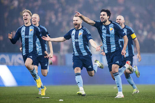Djurgårdens Lucas Bergvall, Jacob Une Larsson och Deniz