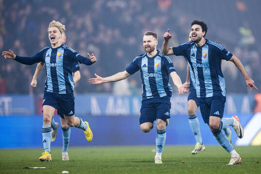 Djurgårdens Lucas Bergvall, Jacob Une Larsson och Deniz