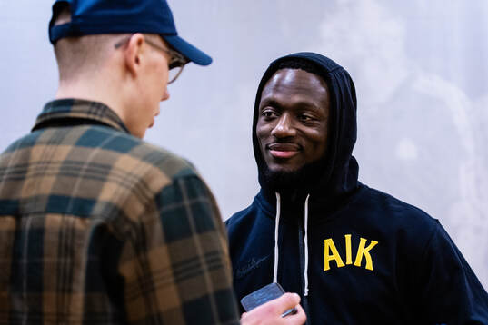 AIKs målvakt Ismael Diawara interjvua
