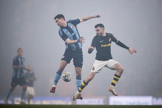 Djurgårdens Miro Tenho och AIKs Ioannis Pittas