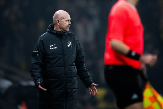 AIKs tränare Henning Berg