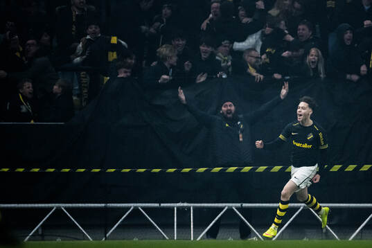 AIKs Victor Andersson jublar