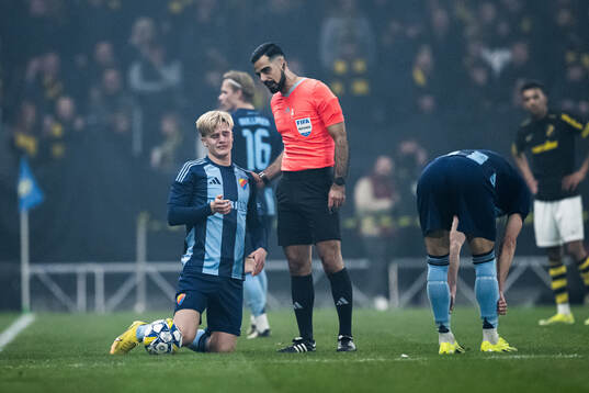 Djurgårdens Lucas Bergvall har ont