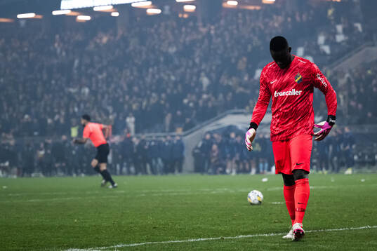 AIKs målvakt Ismael Diawara