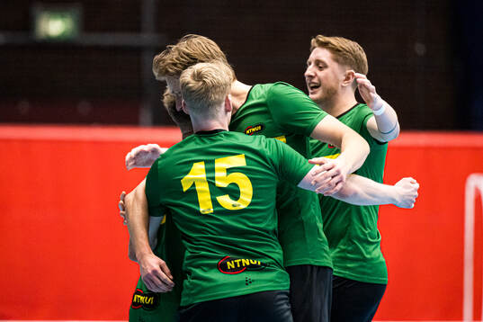 Stian Aabel of NTNUI celebrates