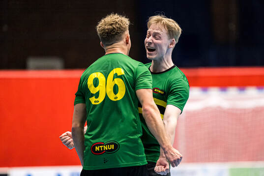 Stian Aabel of NTNUI celebrates