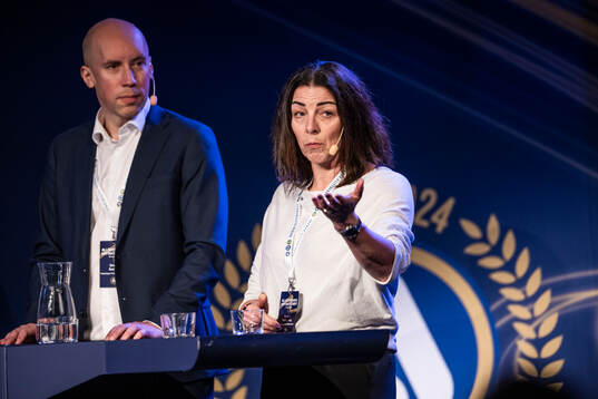 Simon Åström, SEF, och Andrea Möllerberg,