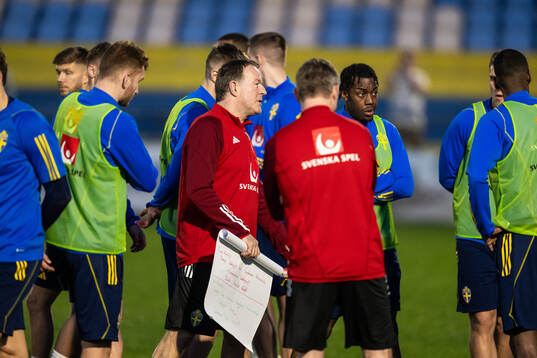 Assistant coach Remy Reijnierse of the Swedish men's