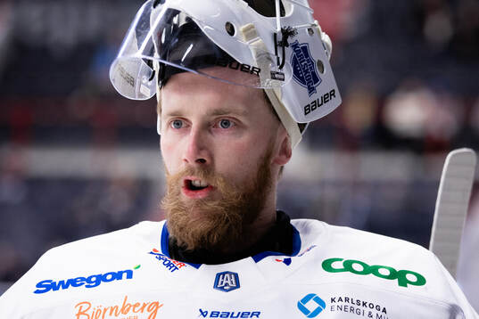 Karlskogas målvakt Victor Brattström