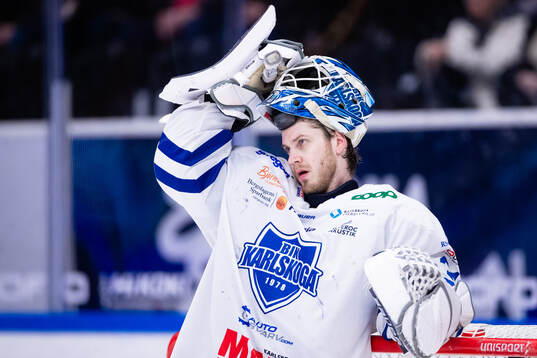 Karlskogas målvakt Marcus Hellgren Smed deppar
