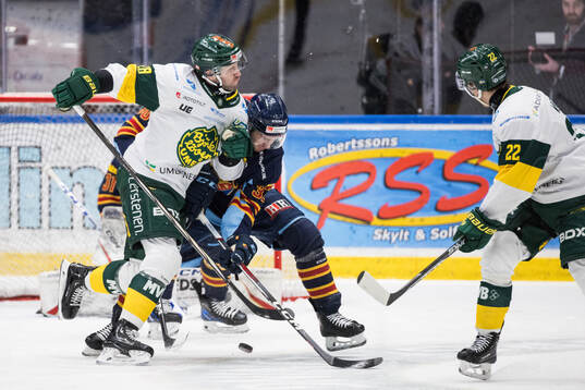Björklövens Brandon Manning och Djurgårdens Marcus