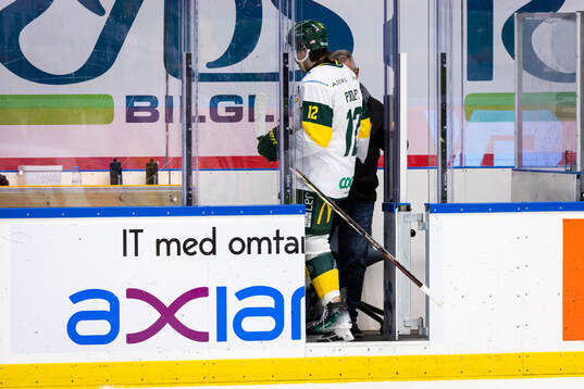 Björklövens Scott Pooley utvisad i två minuter för