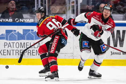 Luleås Pontus Andreasson och Örebros Linus Arnesson