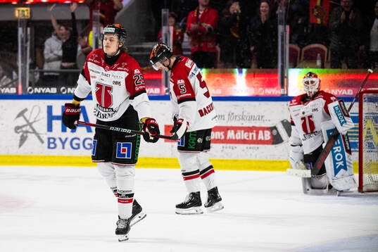 Örebros Milton Oscarson och Gustav Backström deppar