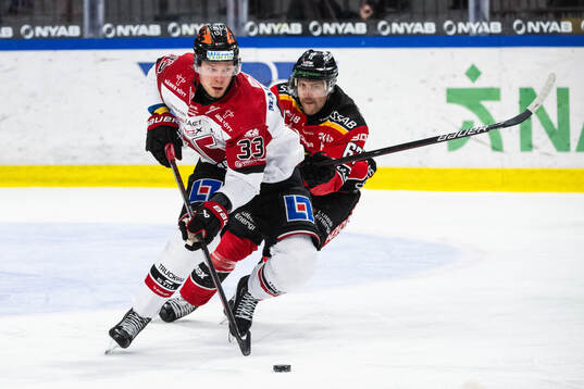 Örebros Christopher Mastomäki och Luleås Linus Omark