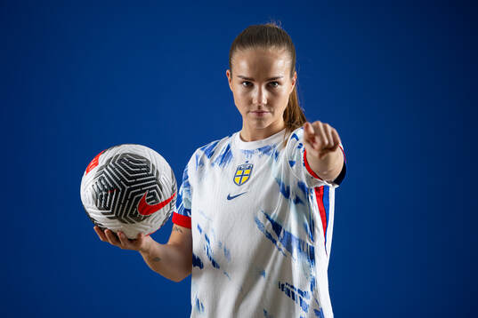 Guro Reiten of the Norwegian national football team poses