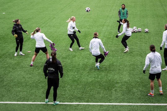 Josefine Rybrink and Rusul Rosa Kafaji of Häcken