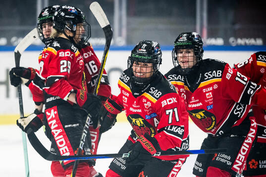Luleås Anna Kjellbin jublar
