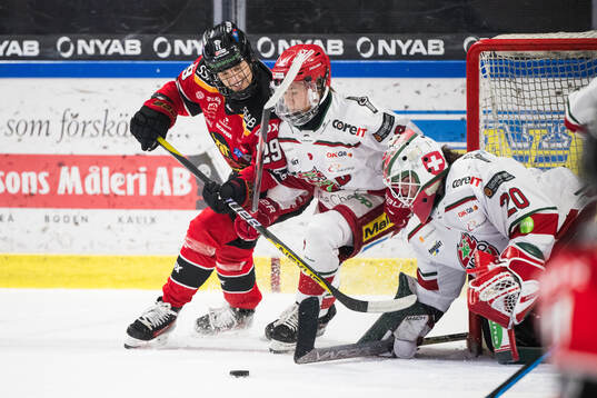 Luleås Emma Nordin mot Modos Ebba Berglund och Andrea
