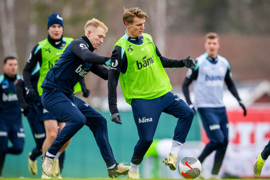 Andreas Hanche-Olsen and Martin Ødegaard of the Norwegian