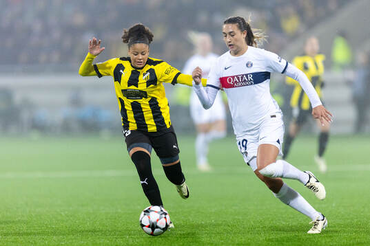 Bläddra bland fler bilder av Football, UEFA Women's Champions League, Quarterfinal, Häcken - Paris SG