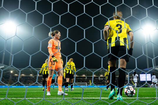 Goalkeeper Jennifer Falk and Aivi Luik look dejected