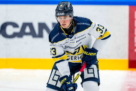 HV71s Måns Lindbäck