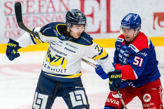 HV71s Nick Shore och Oskarshamns Markus Nenonen