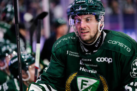 Färjestads Carl Dahlström deppar