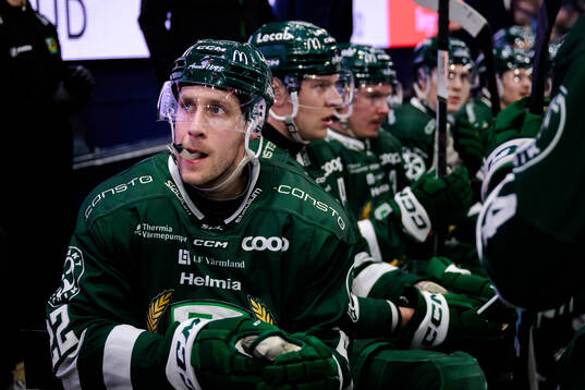Färjestads Per Åslund deppar