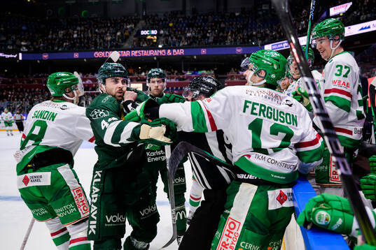Färjestads Jonathan Andersson och Rögles Brady Ferguson