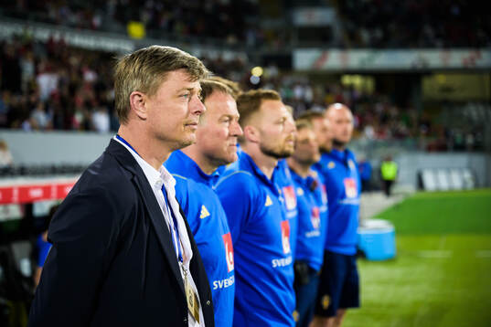 Head coach Jon Dahl Tomasson of Sweden