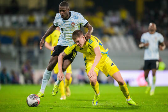 Emil Holm of Sweden and Nuno Mendes of Portugal