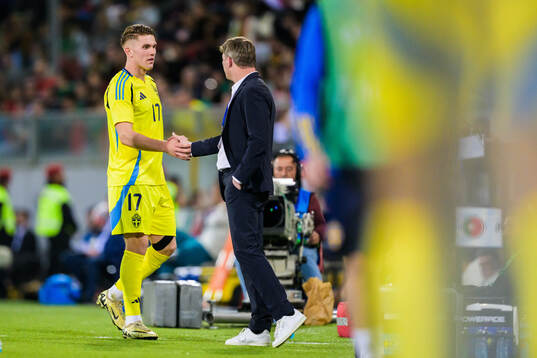 Viktor Gyökeres and Head coach Jon Dahl Tomasson of Sweden