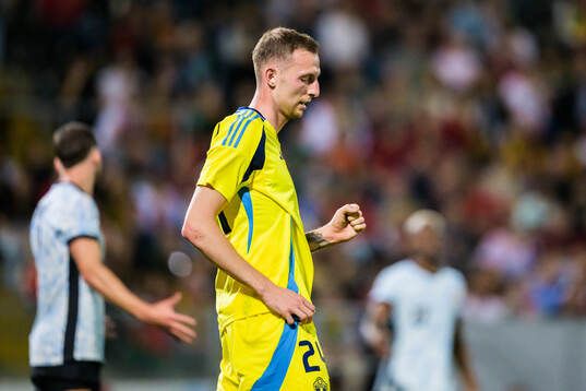 Gustaf Nilsson of Sweden celebrates