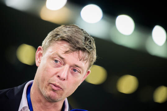 Head coach Jon Dahl Tomasson of Sweden in the Viaplay Studio