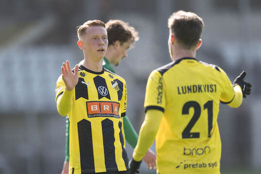Häckens Julius Lindberg jublar
