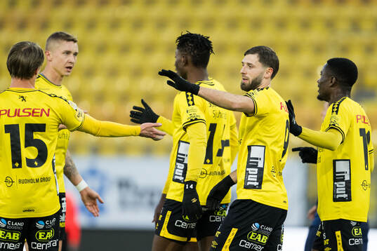 Elfsborgs Arber Zeneli jublar